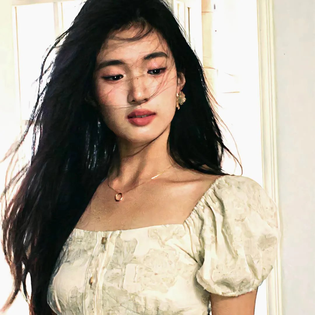 重访肯尼迪：通过望远镜